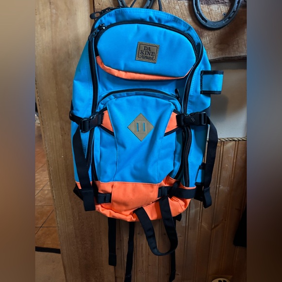 Dakine Teal and Orange Backpack - Picture 1 of 2